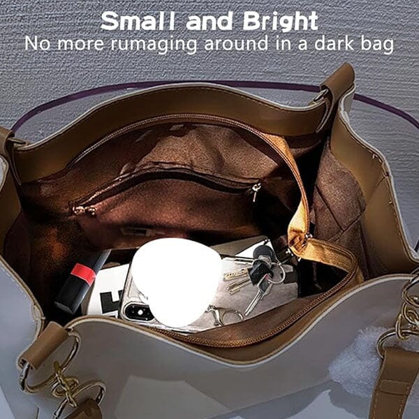 BagGlo Heart-Shaped Automatic LED Purse Light Keychain - Image 6