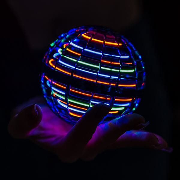 Jitter Drone | Flying UFO Light-Up Boomerang Ball - Image 5