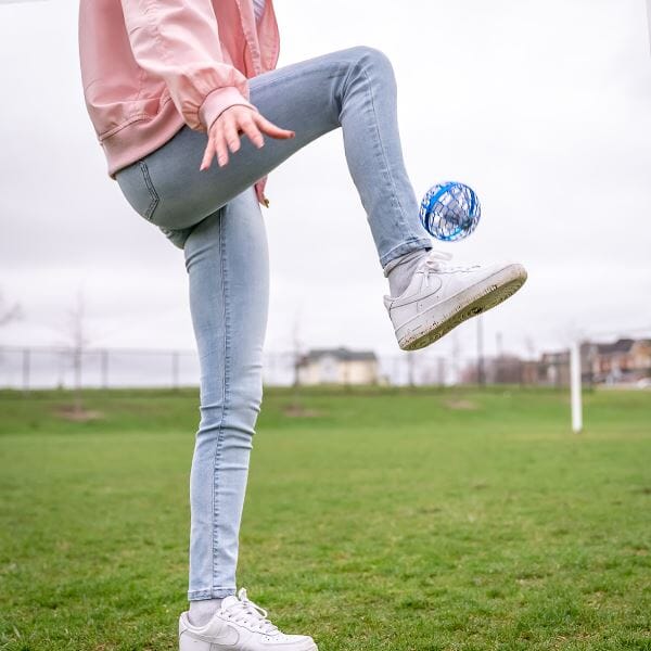 Jitter Drone | Flying UFO Light-Up Boomerang Ball - Image 9